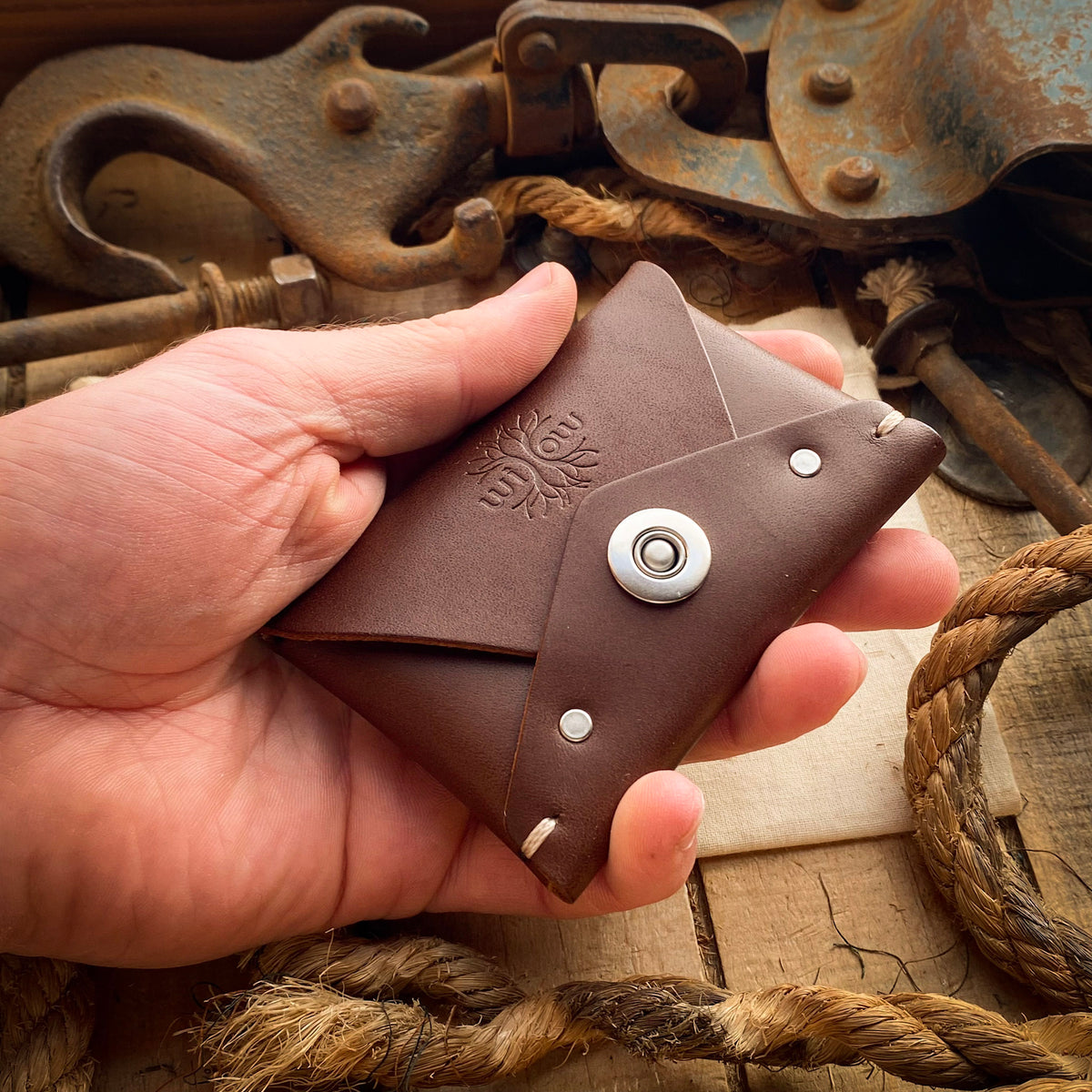 The Liam Minimalist Leather Wallet - Dark Mahogany – Willow Craft Goods