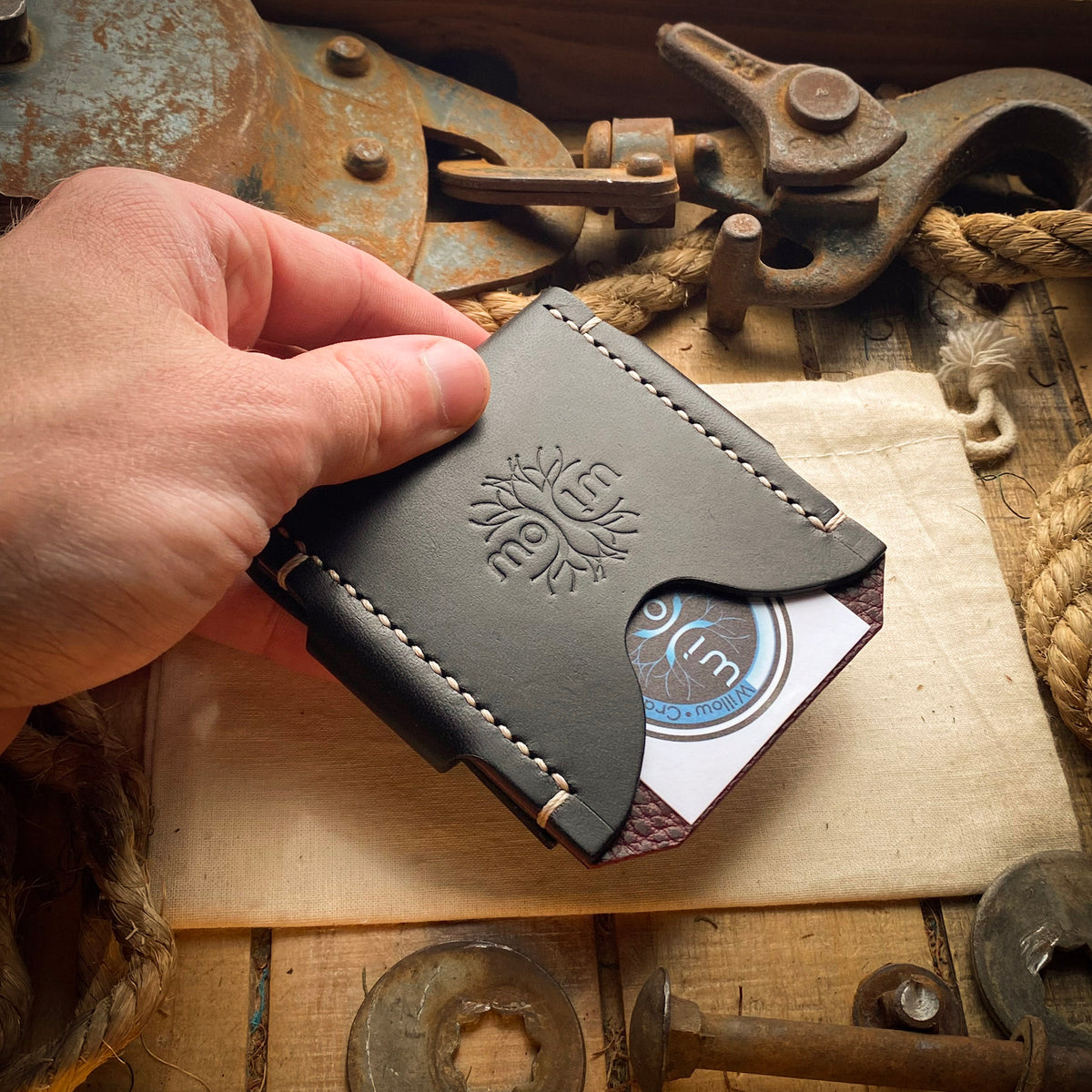 Velox Minimalist Wallet - Black and Bordeaux Dollaro – Willow Craft Goods