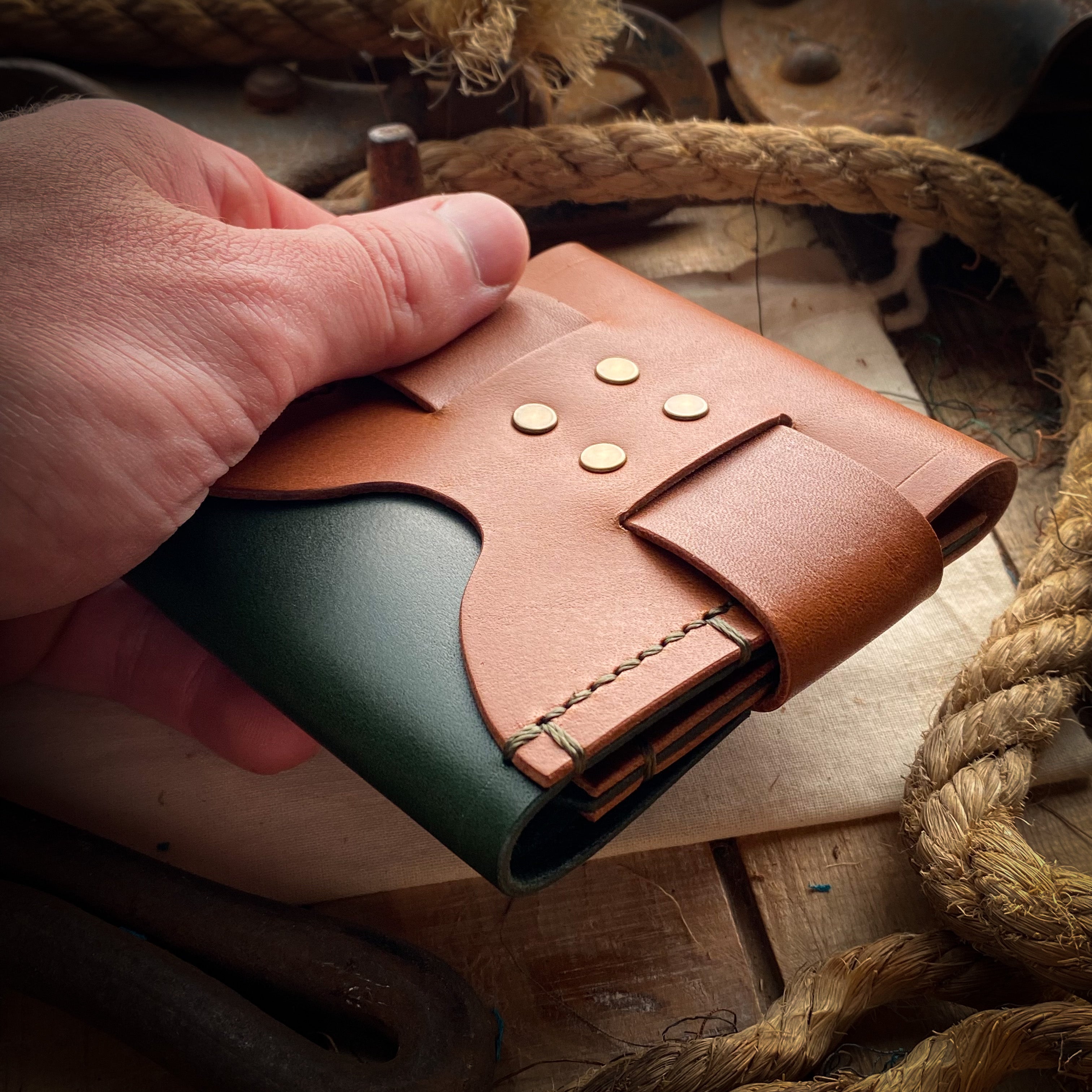 Luxe Minimalist Wallet - Quick Access - Emerald Green and Bourbon