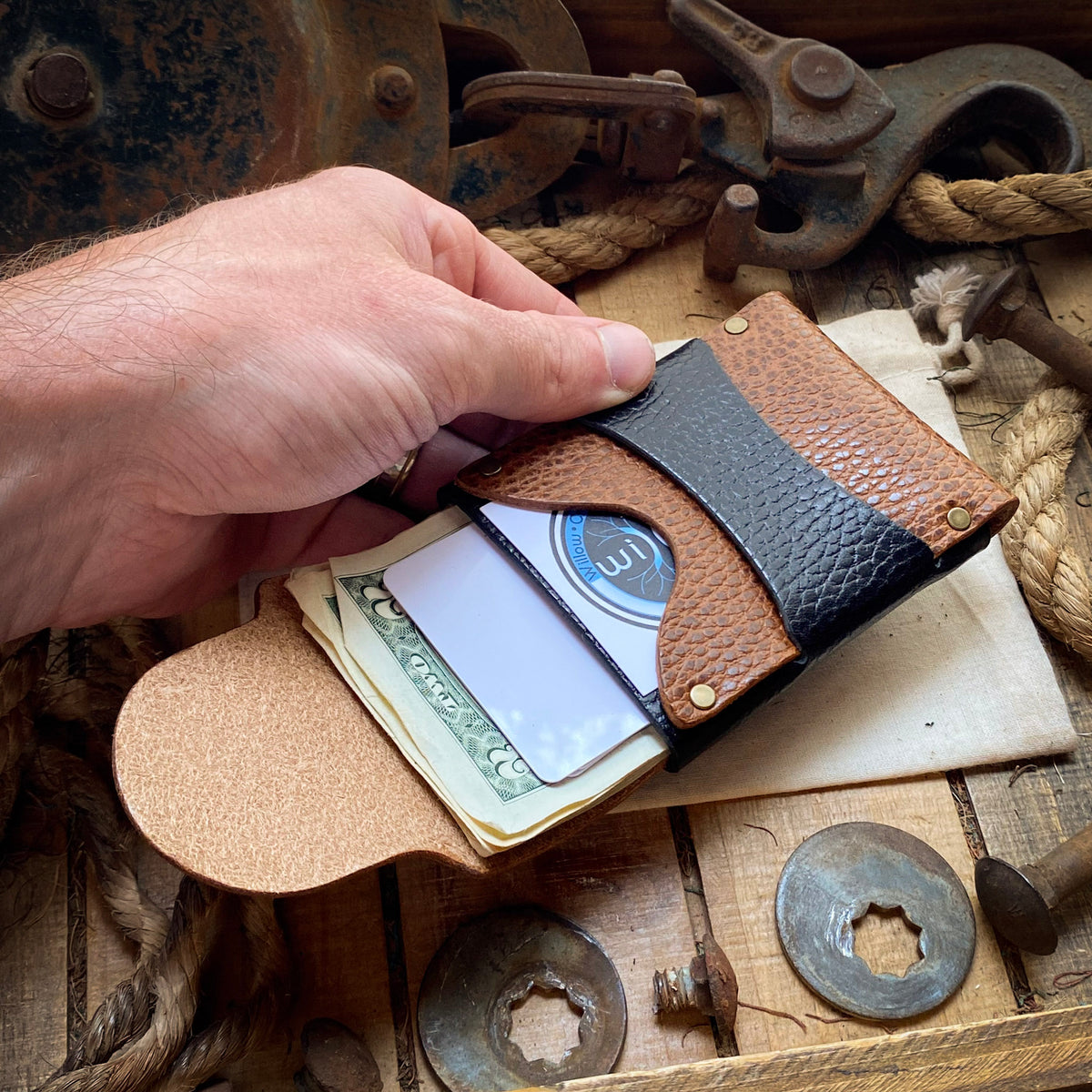 Minimalist Wallets and Personalized Leather Wallets Handmade in the USA ...