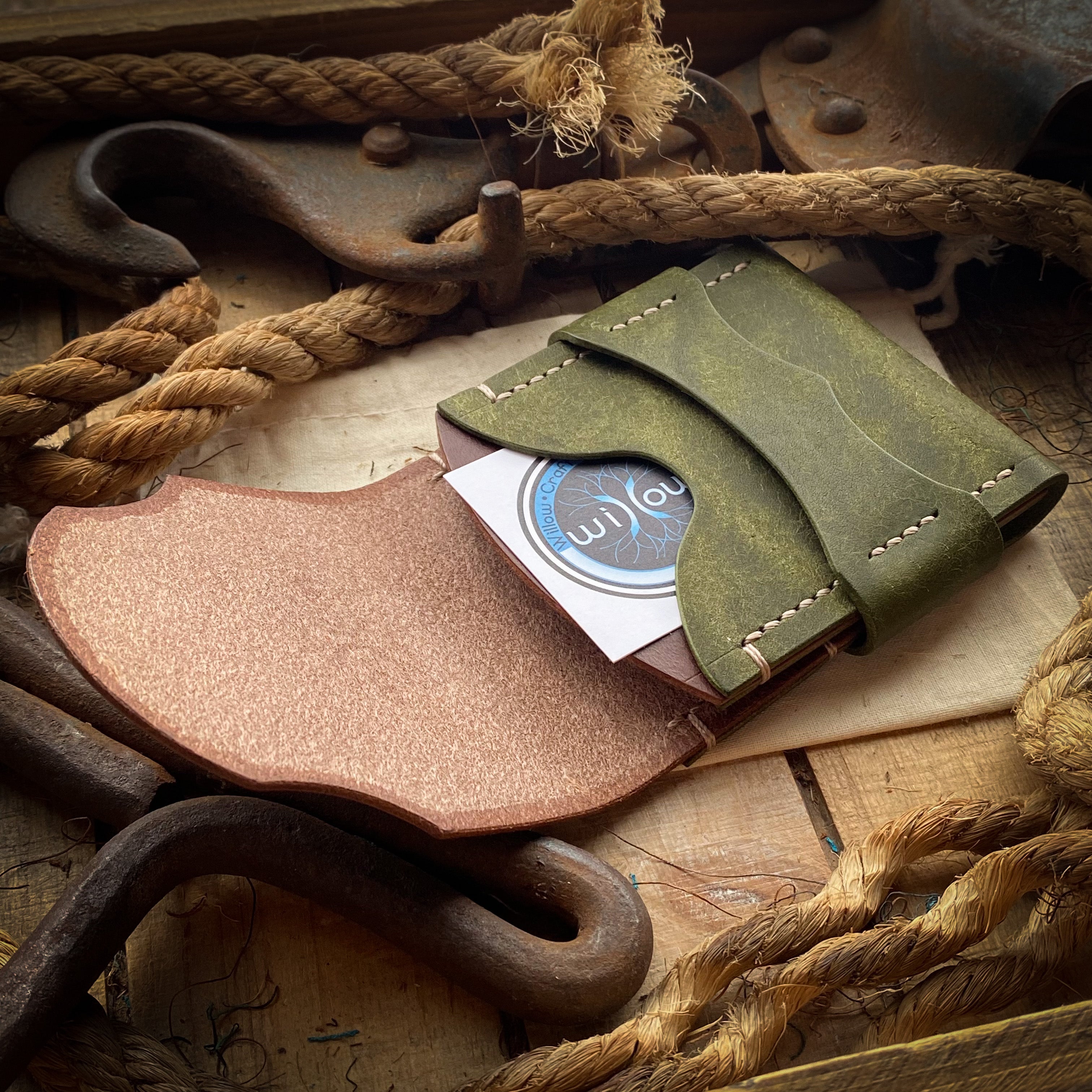 Luxe Minimalist Wallet - Quick Access - Olive and Tobacco