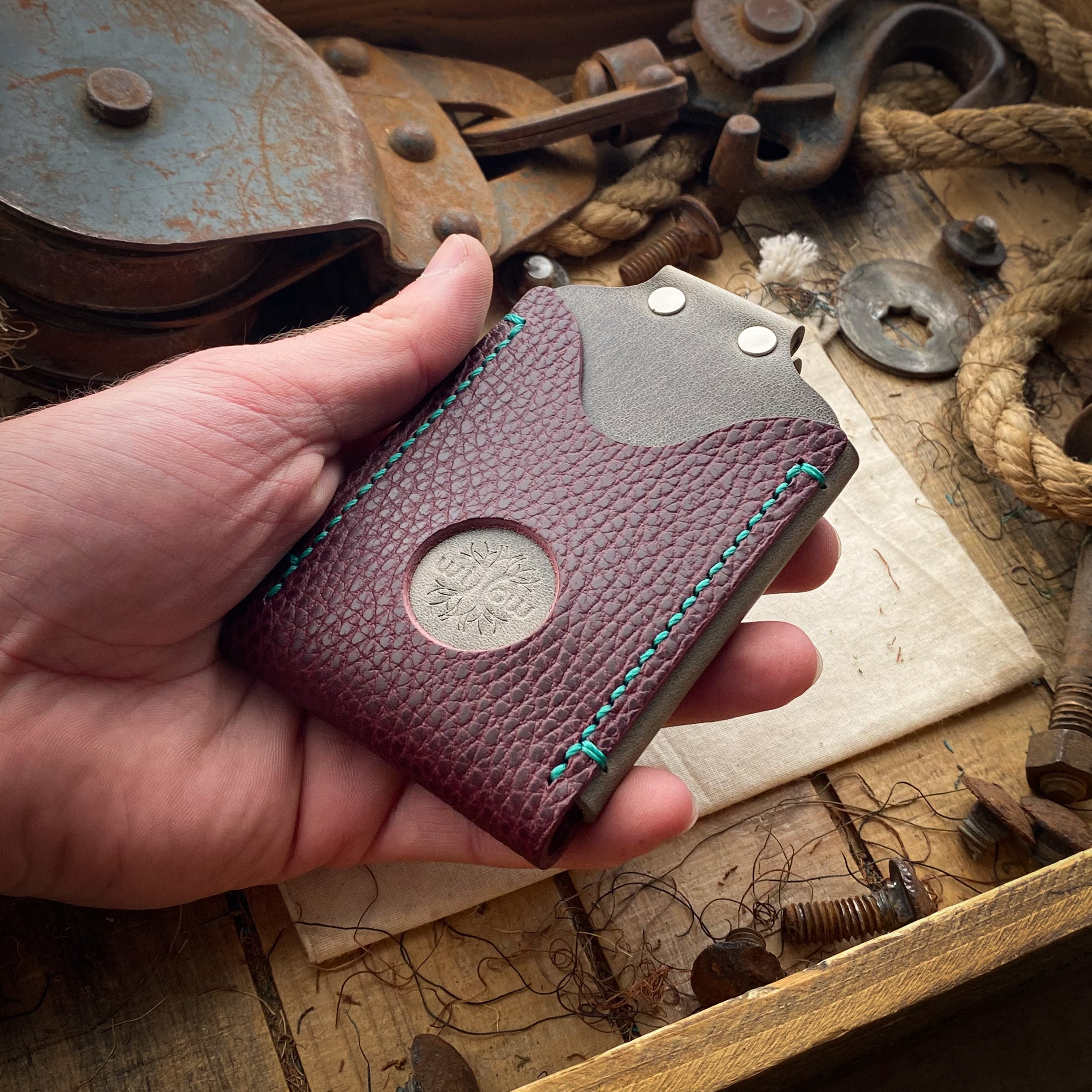Best Minimalist Wallet Knocks in Bordeaux and Charcoal - Front