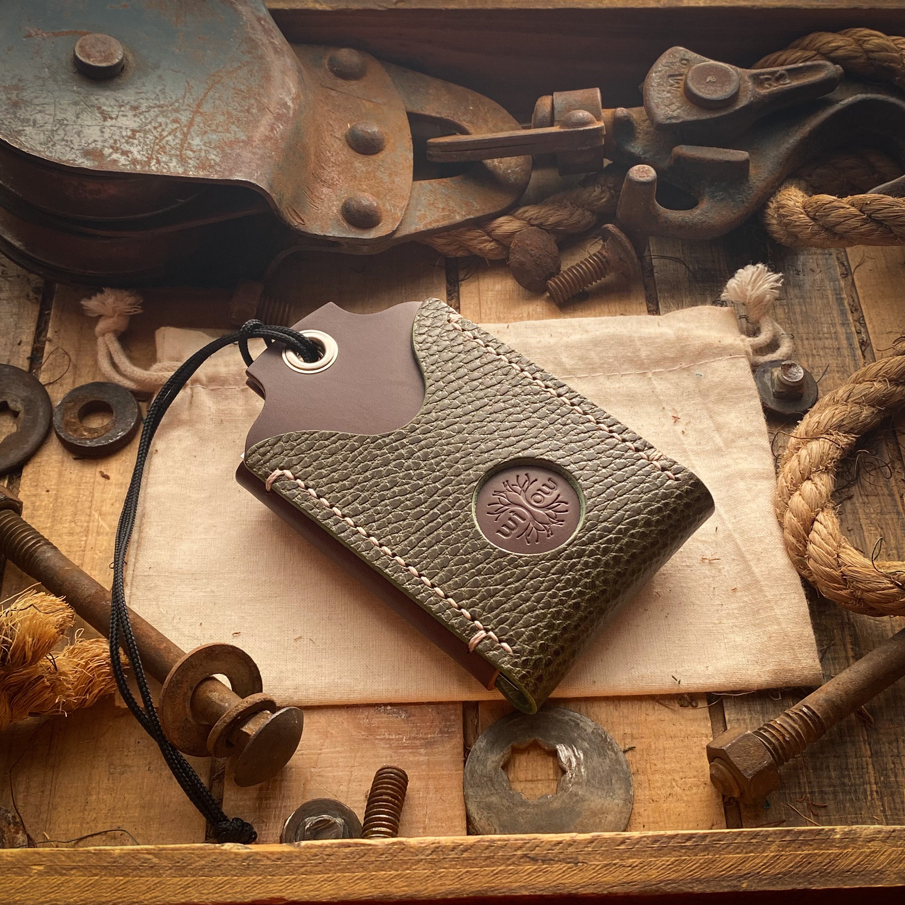 Cool Leather Wallet for Airtag