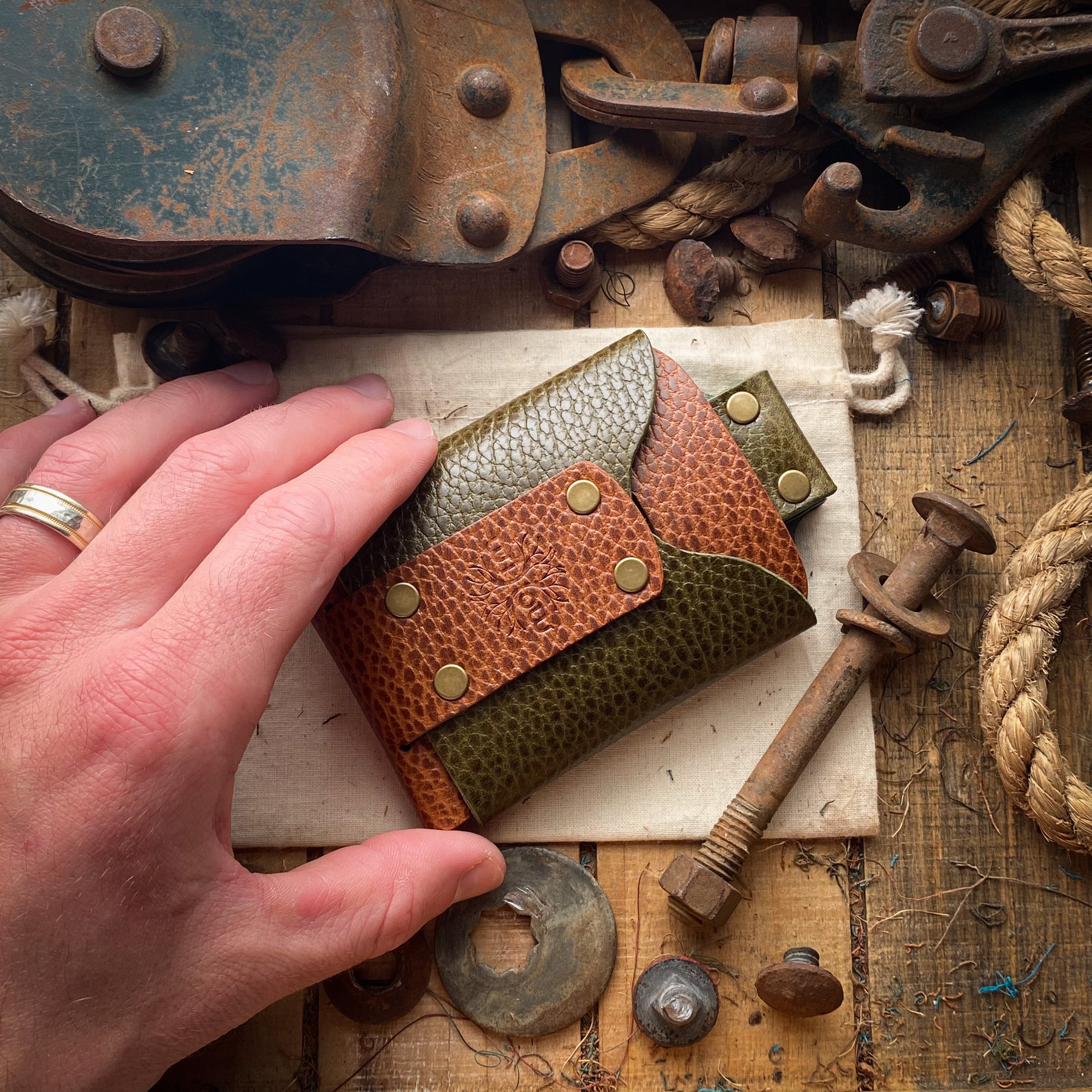 Handmade Leather Wallet Knocks Wallet with Rear Quick Access Pocket