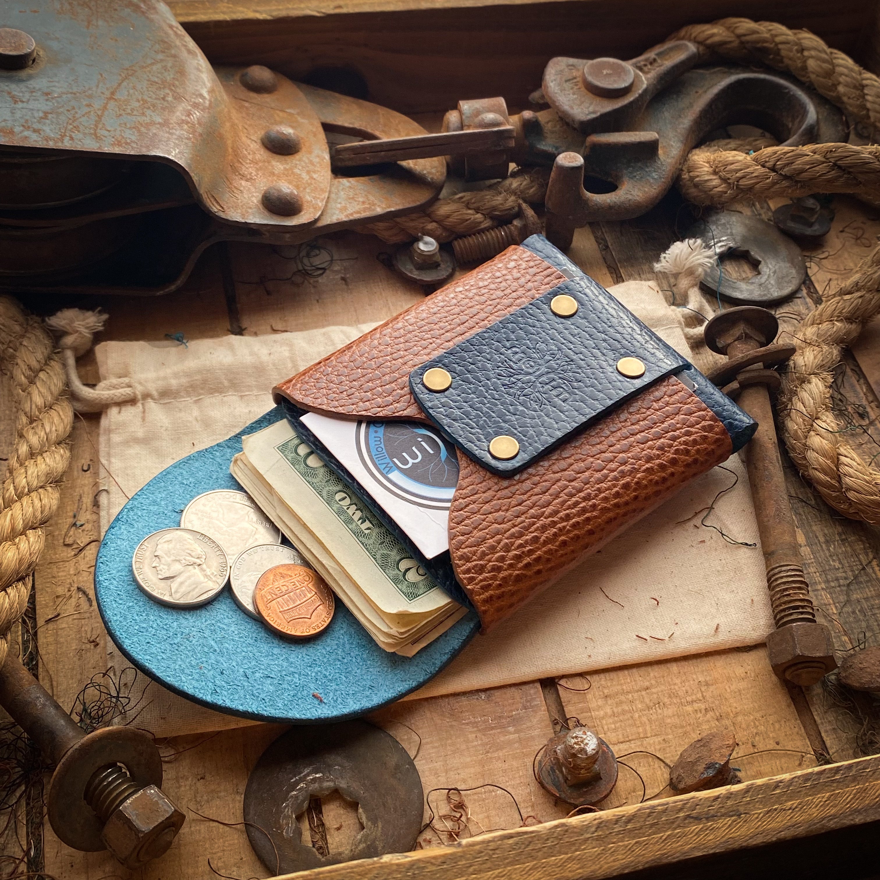 Large Travel Wallet Wide Wask in Blue Dollaro and Whiskey Inside Cash Carry