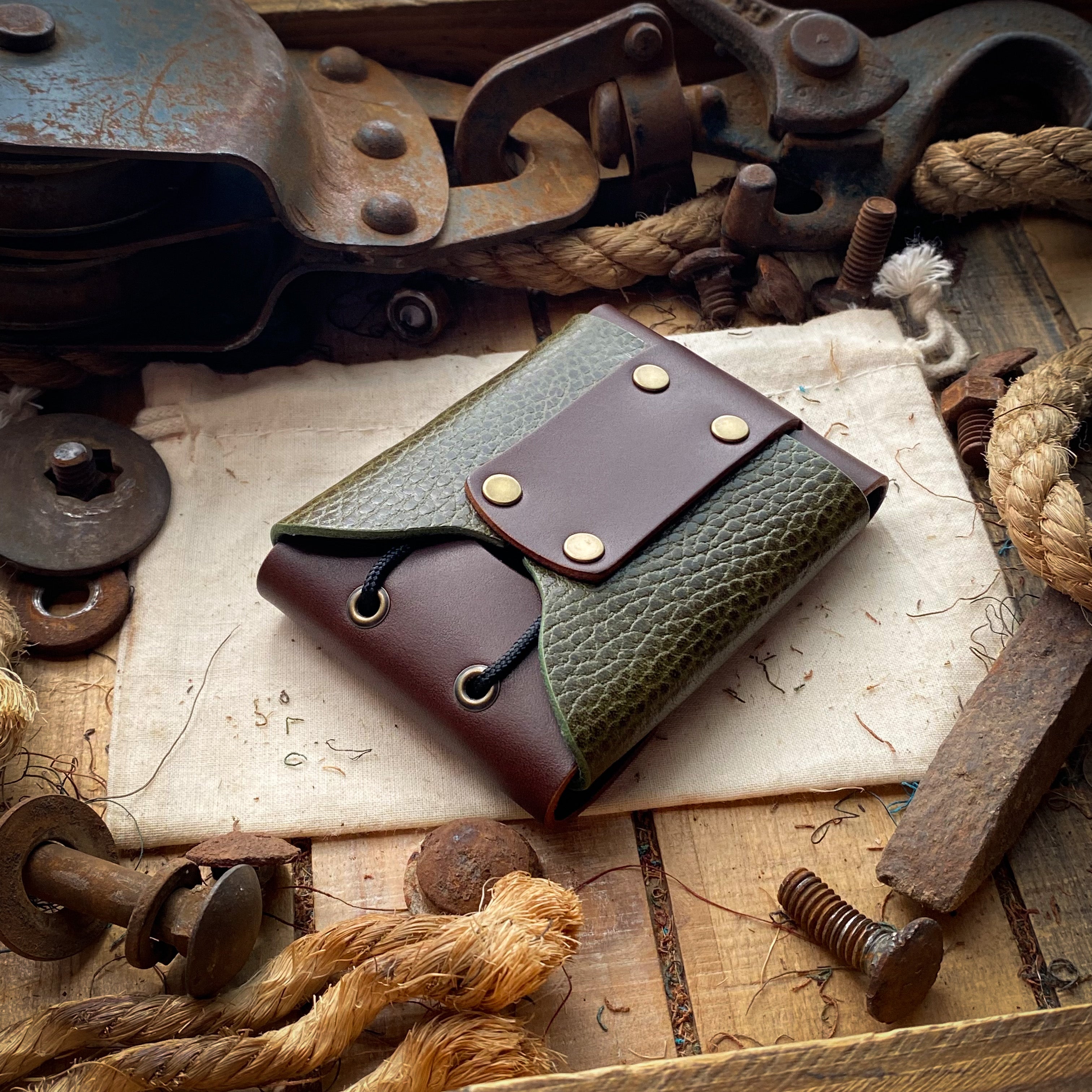 Luxe Minimalist Wallet in Brown and Green Leather Pull Strings