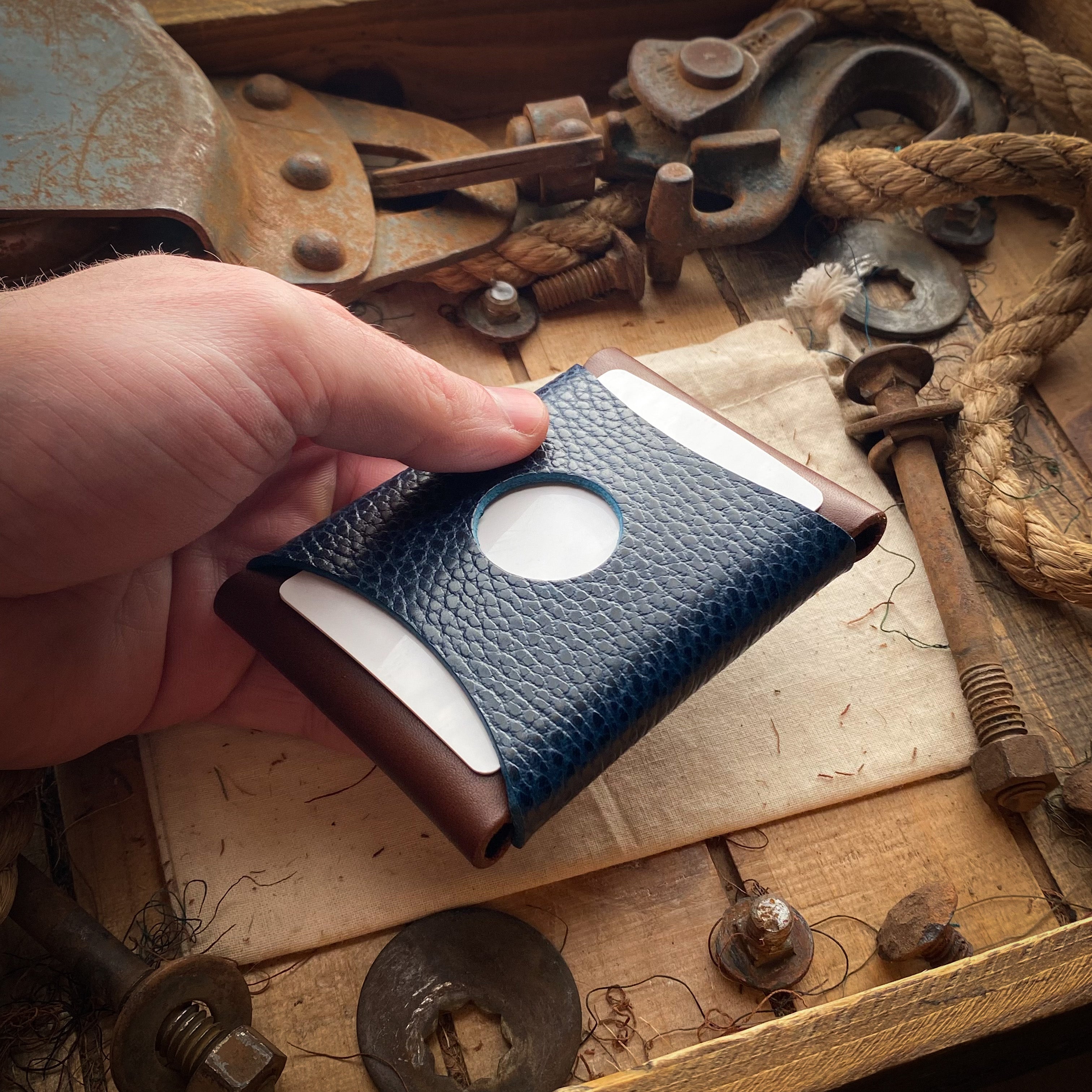 Mens Front Pocket Wallet Wask Minimalist Mahogany and Blue Dollaro rear