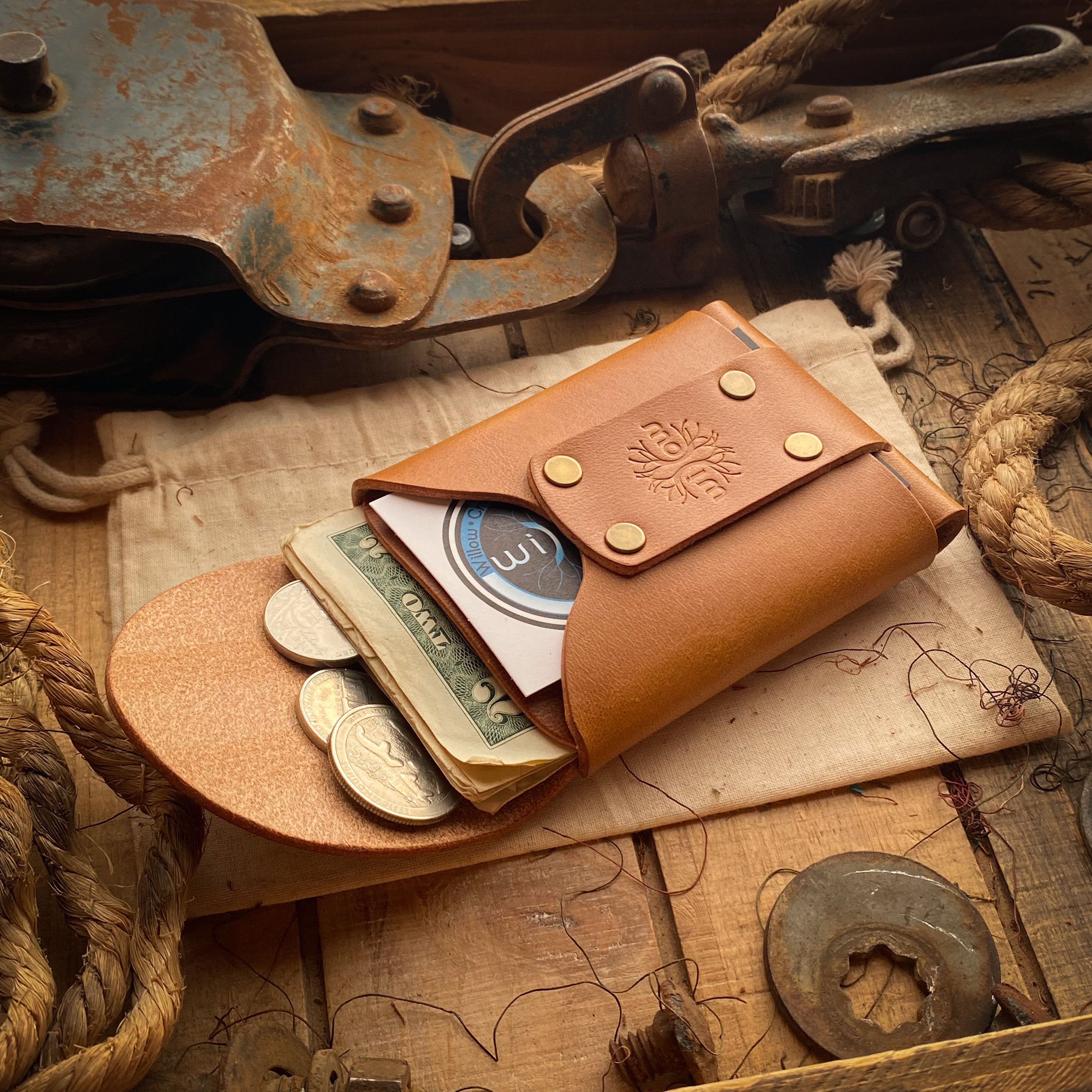 Mens Slim Card Wallet Wask minimalist original Bourbon Inside