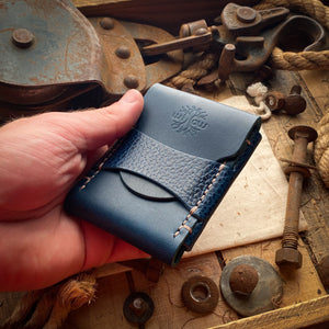 Original Luxe Minimalist Wallet in Hand