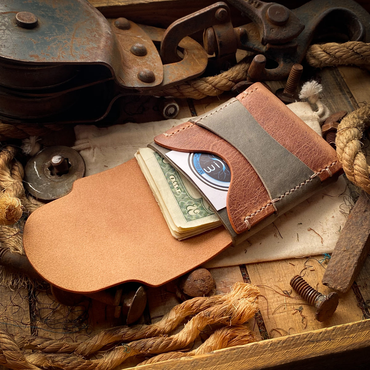 Wide Luxe Minimalist Wallet - Sierra and Charcoal – Willow Craft Goods
