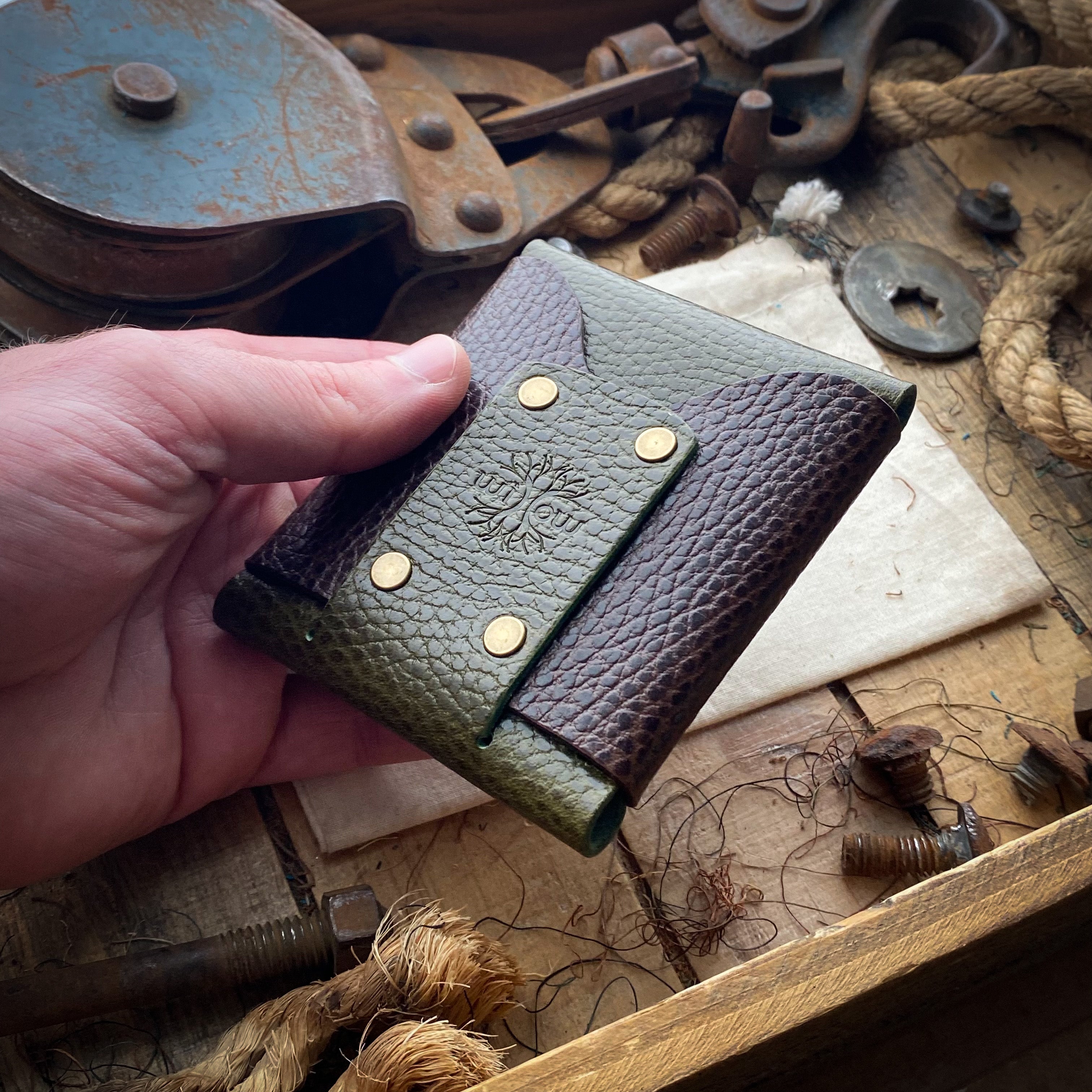 Wide Wask Minimalist Wallet in Olive and Brown Dollaro front Quick access