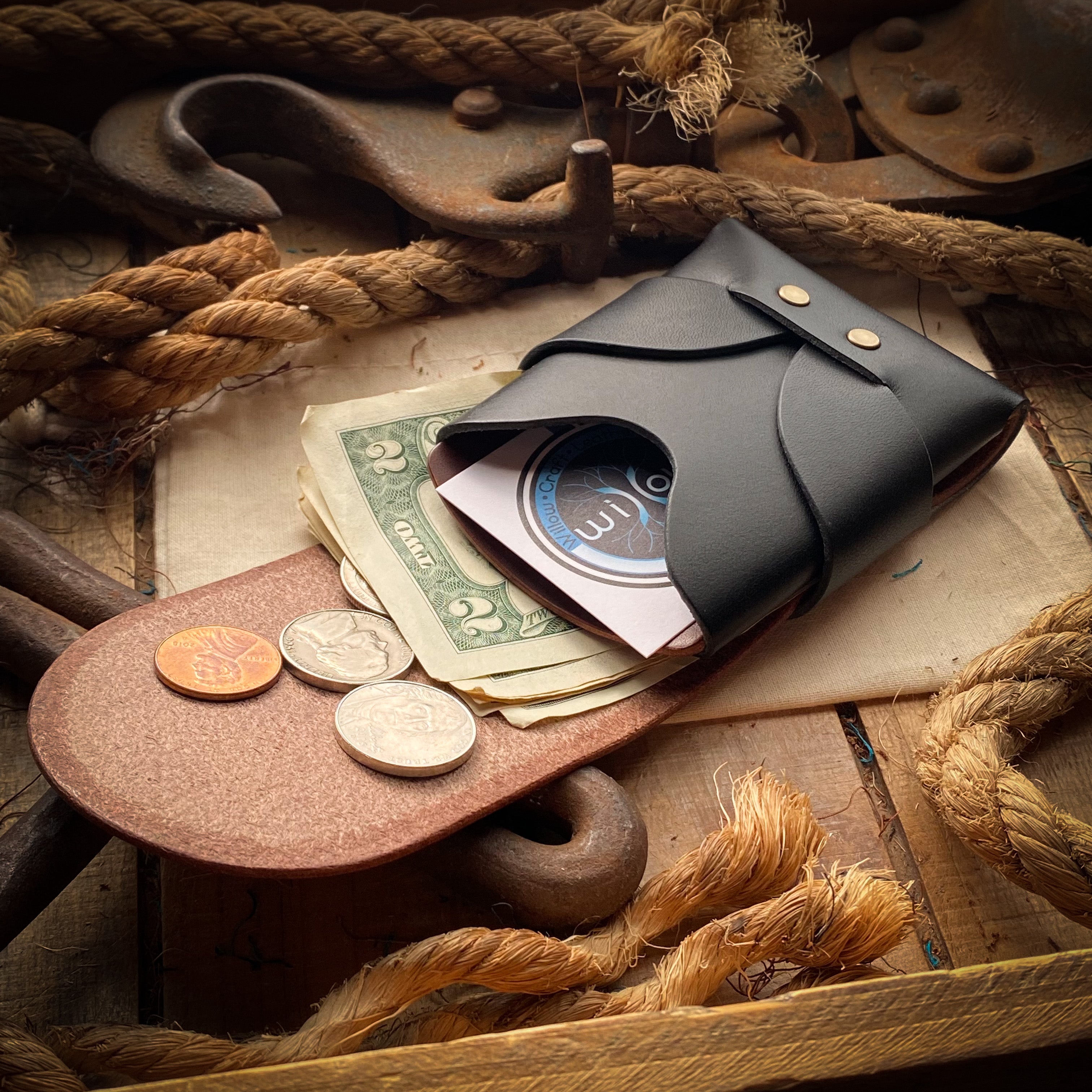 Original Swaddle Minimalist Wallet - Black and Tobacco