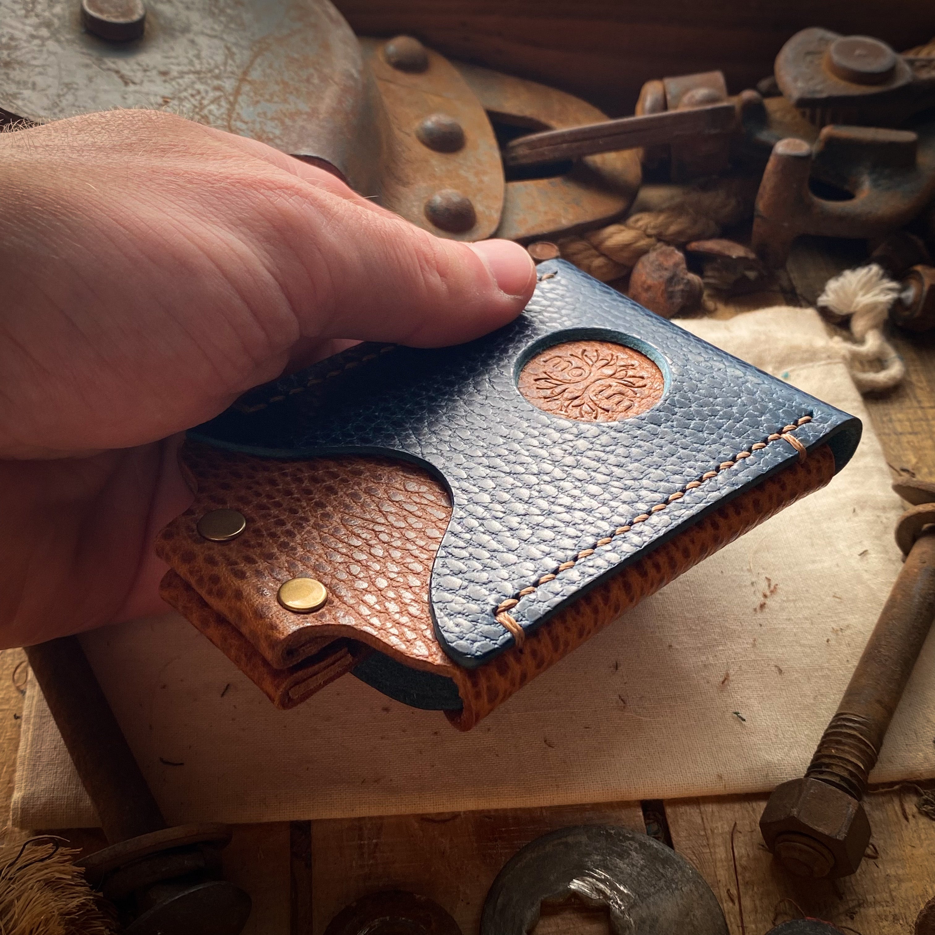 saddle stitched leather wallet airtag compatible