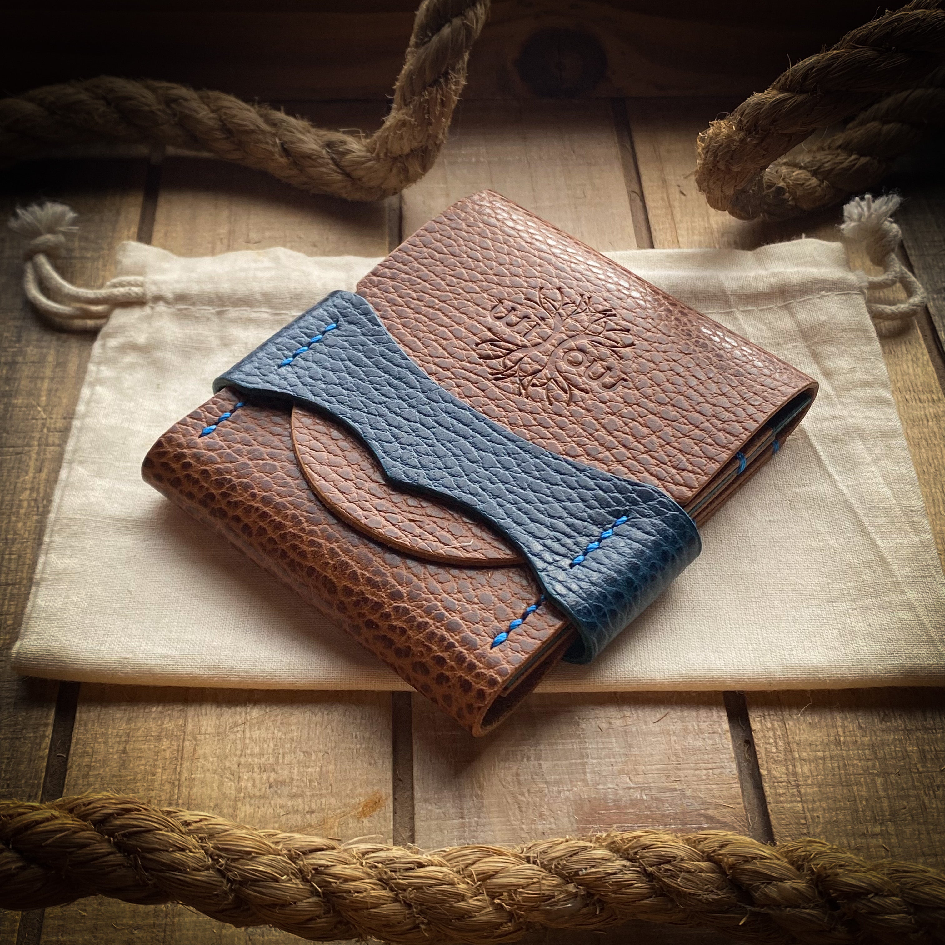 Luxe Minimalist Wallet - Quick Access - Whiskey Dollaro and Blue Dollaro